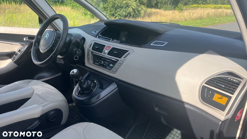 Citroën C4 Picasso - 12