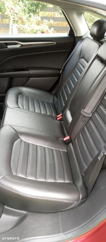 Ford Fusion - 6