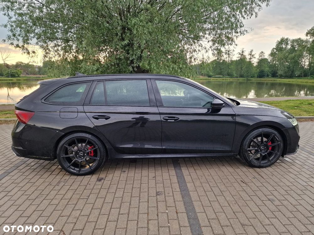 Skoda Octavia 2.0 TDI RS DSG - 9