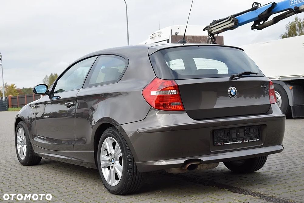 BMW Seria 1 116i - 21
