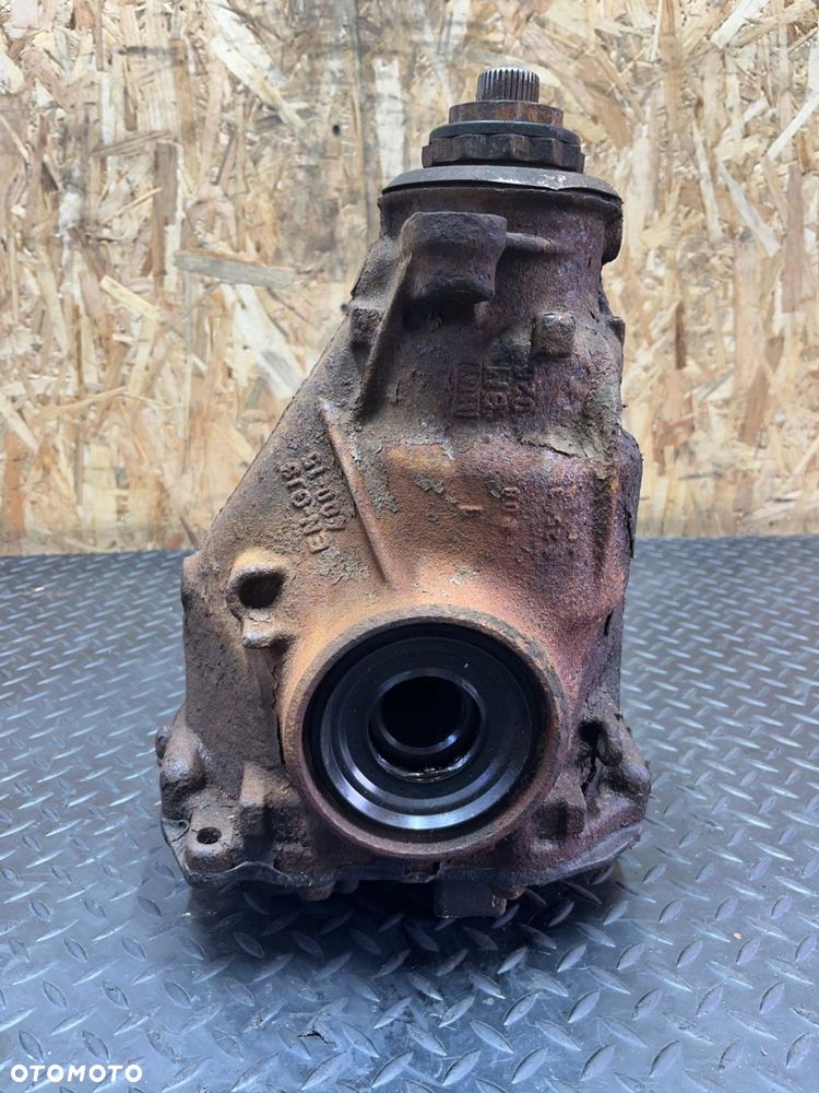 MOST DYFER TYŁ TYLNY BMW 3.0D 3.5D X5 E70 X6 E72 3.64 OE 7552523 - 4