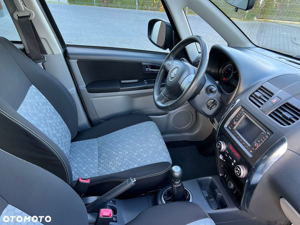 Suzuki SX4 1.6 Premium 4WD - 16
