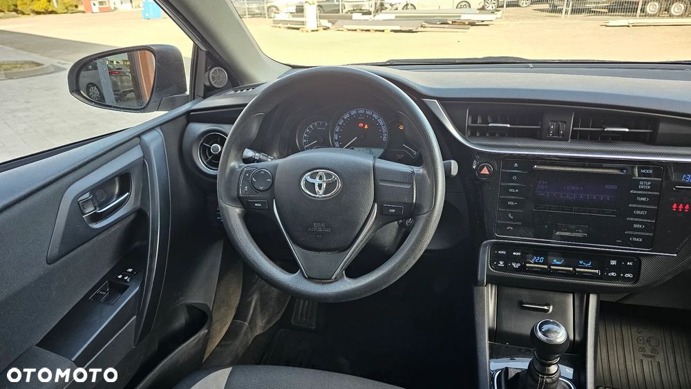 Toyota Auris 1.33 VVT-i Active - 5
