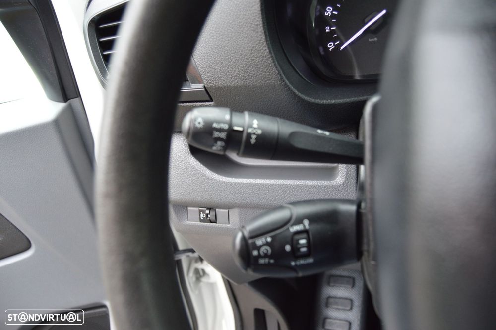 Peugeot Expert Outro - 19
