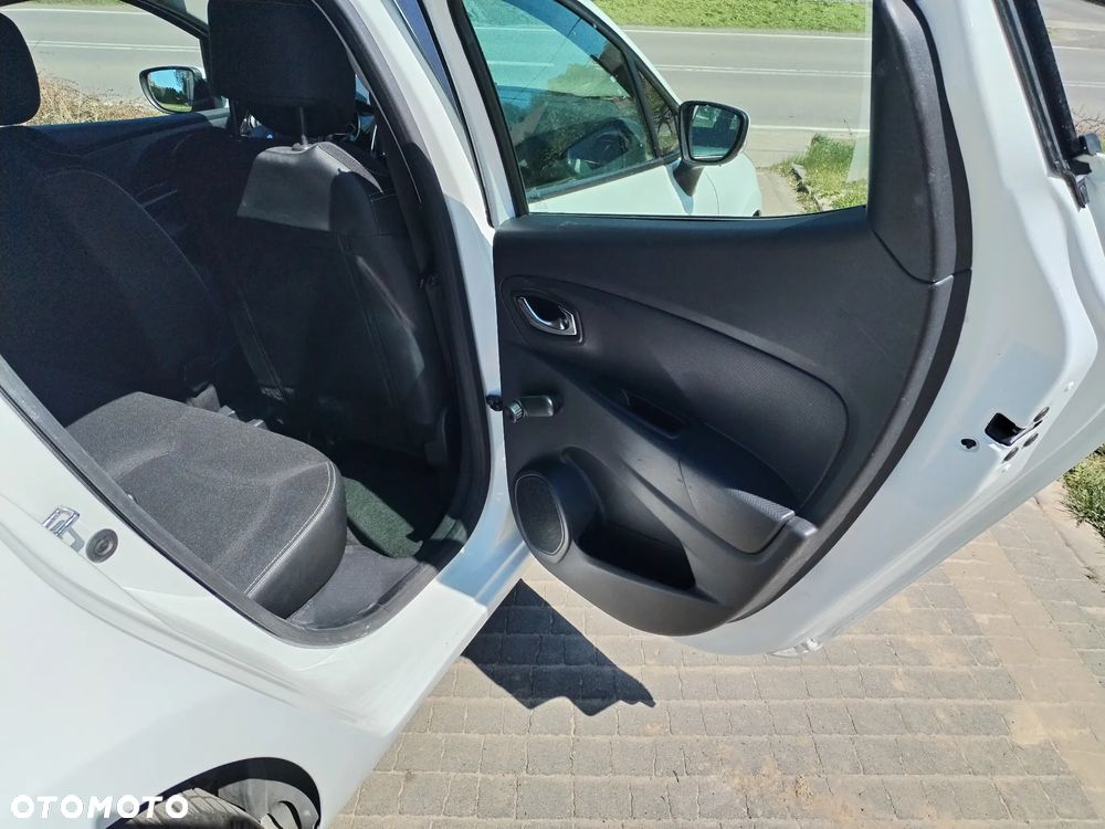 Renault Clio - 15