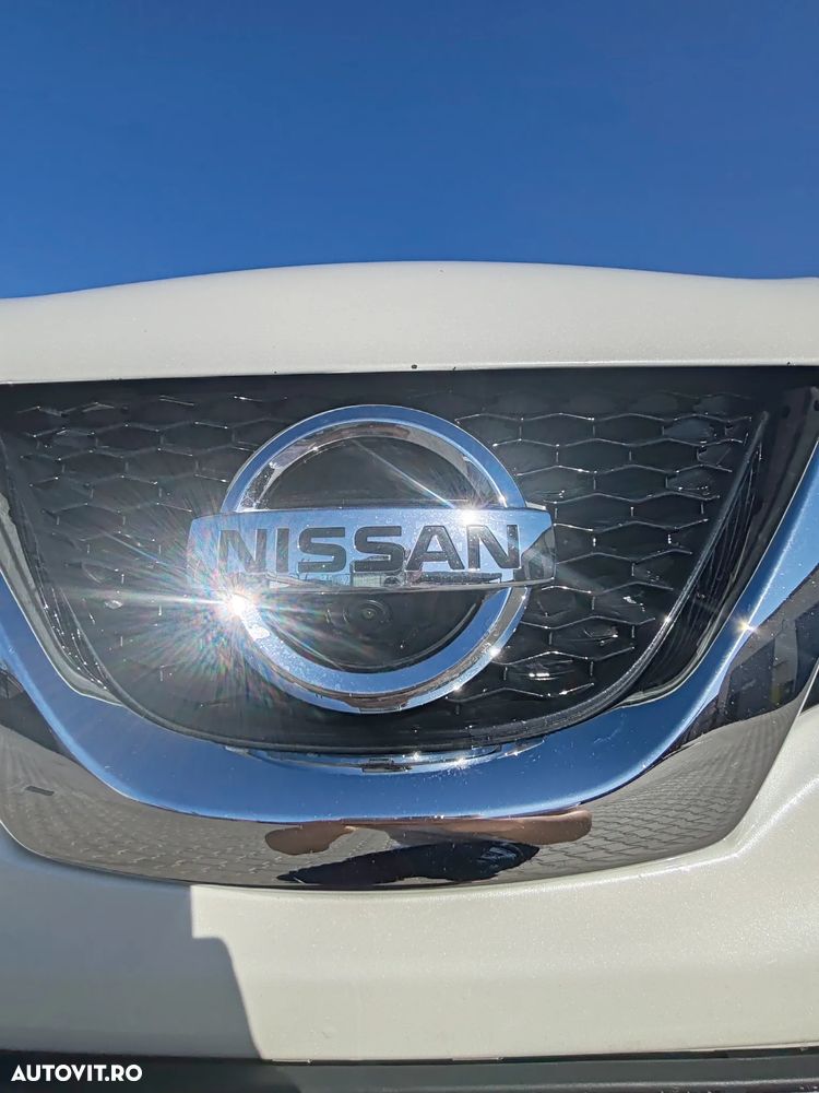 Nissan Qashqai 1.6 DCI Start/Stop X-TRONIC N-Connecta - 8