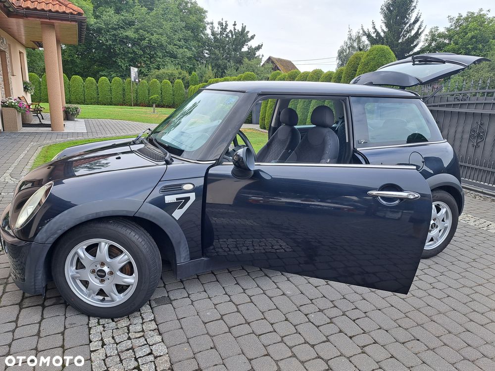 MINI ONE Seven - 38