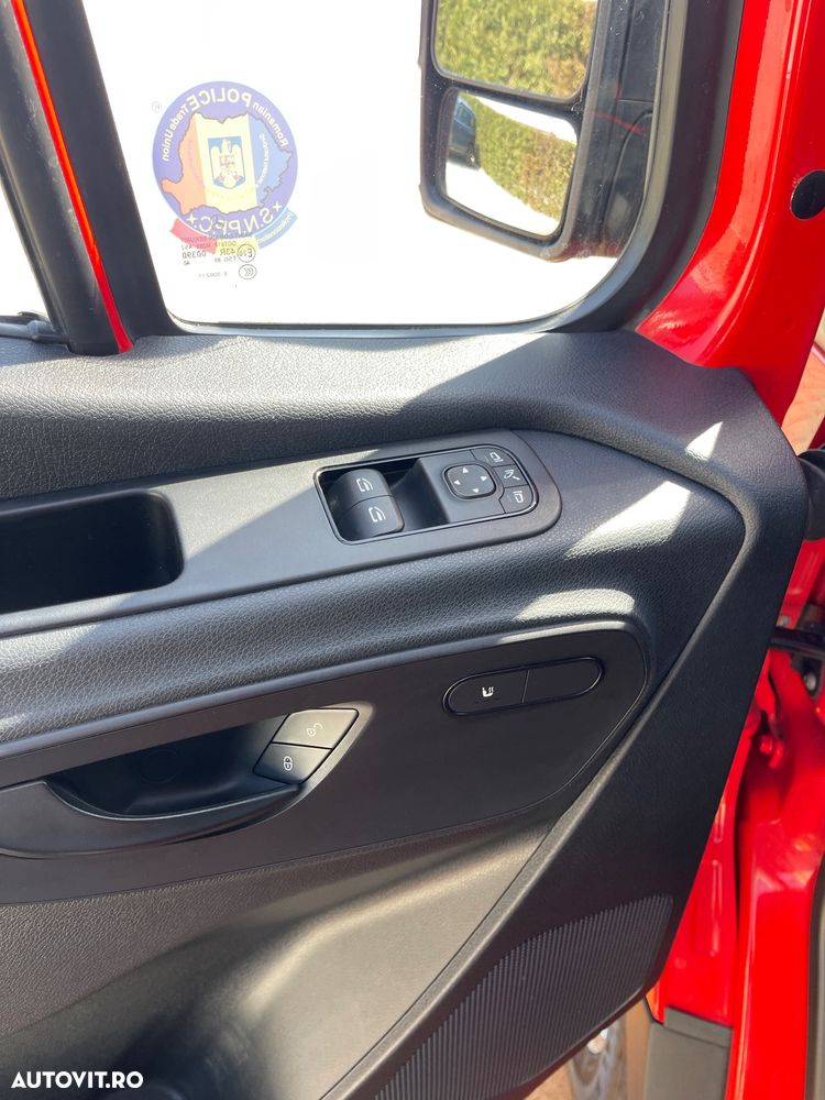 Mercedes-Benz Sprinter - 26