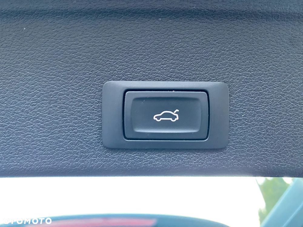 Audi A4 Avant 2.0 TDI S tronic design - 22