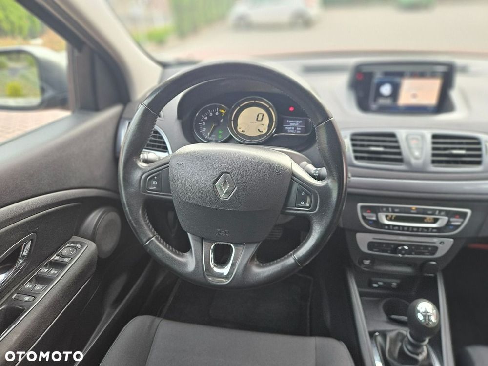 Renault Megane 1.6 16V 110 LIMITED - 30