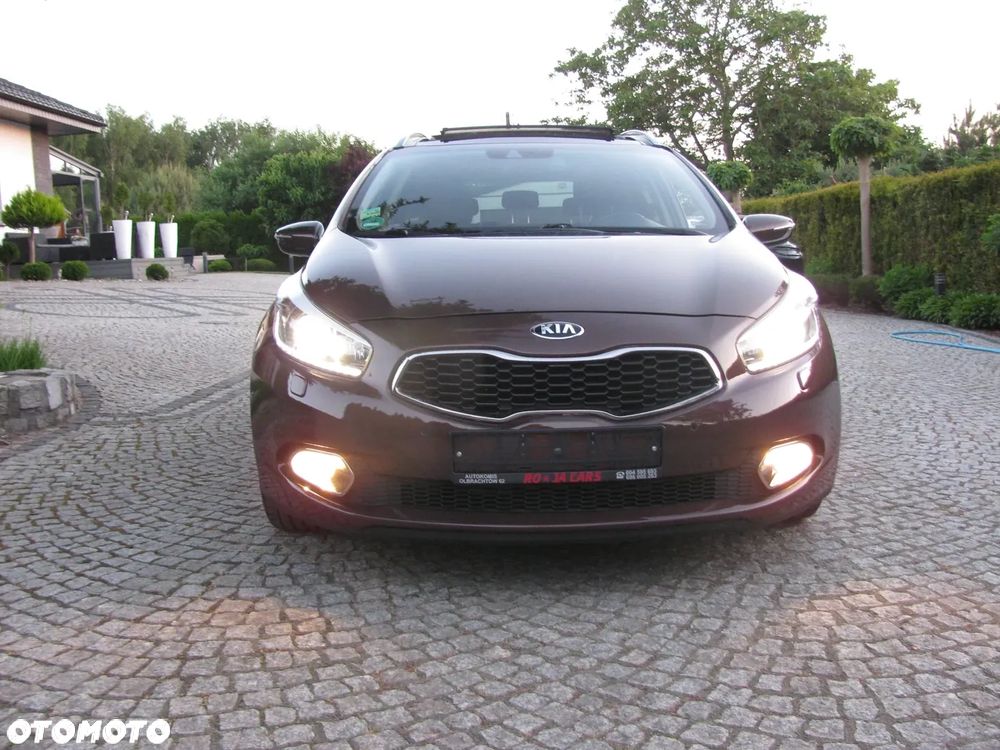 Kia Ceed 1.6 GDI DCT Platinum Edition - 35