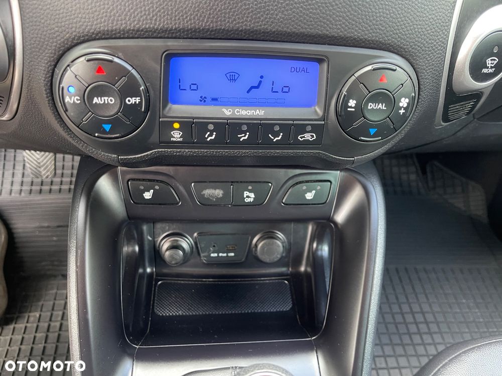 Hyundai ix35 2.0 CRDi 4WD Premium - 27
