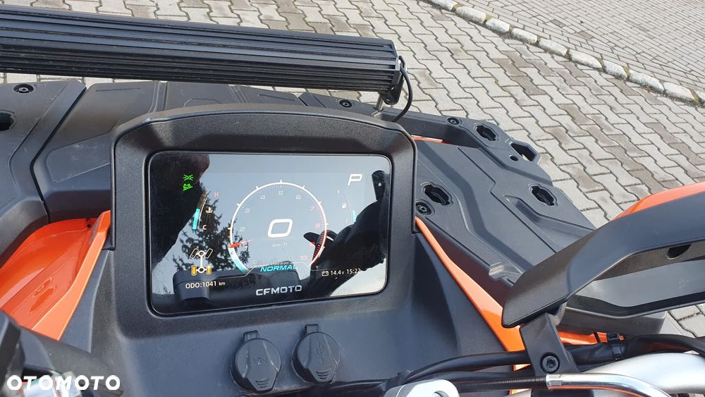 CFMoto CForce - 9