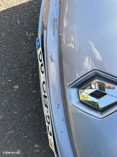 Renault Laguna 2.0 dCi Luxe - 11