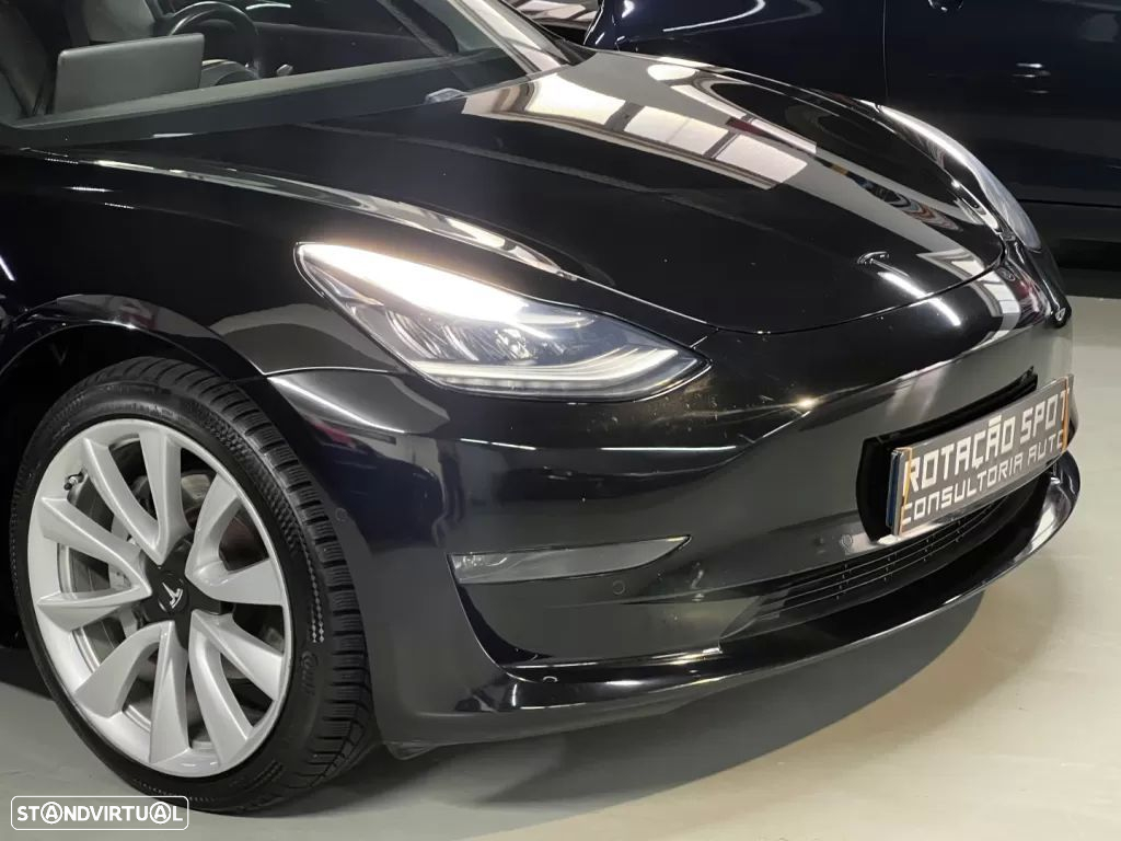 Tesla Model 3 Long-Range Dual Motor AWD - 36