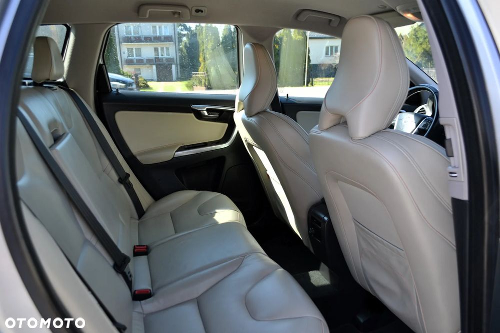 Volvo XC 60 D3 Geartronic Ocean Race - 10