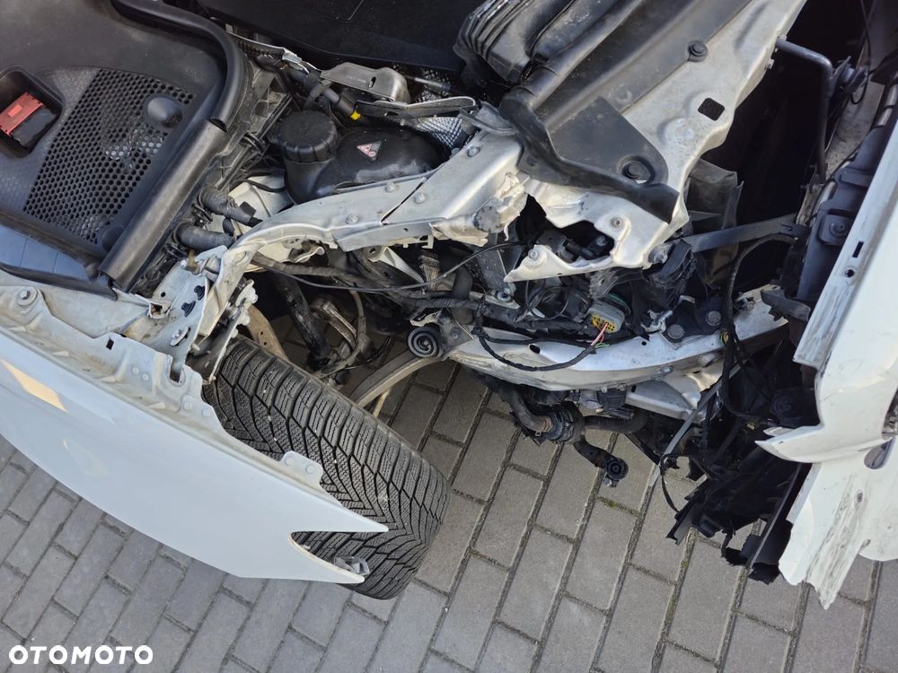 Mercedes-Benz Klasa E 220 d 9G-TRONIC AMG Line - 10