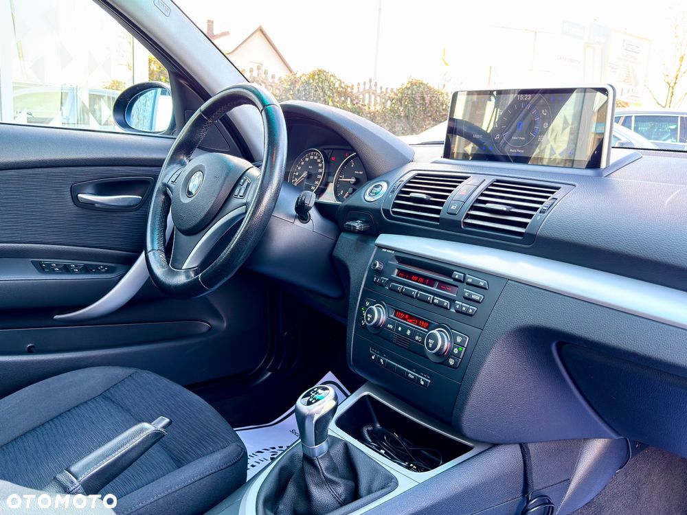 BMW Seria 1 120d DPF - 7