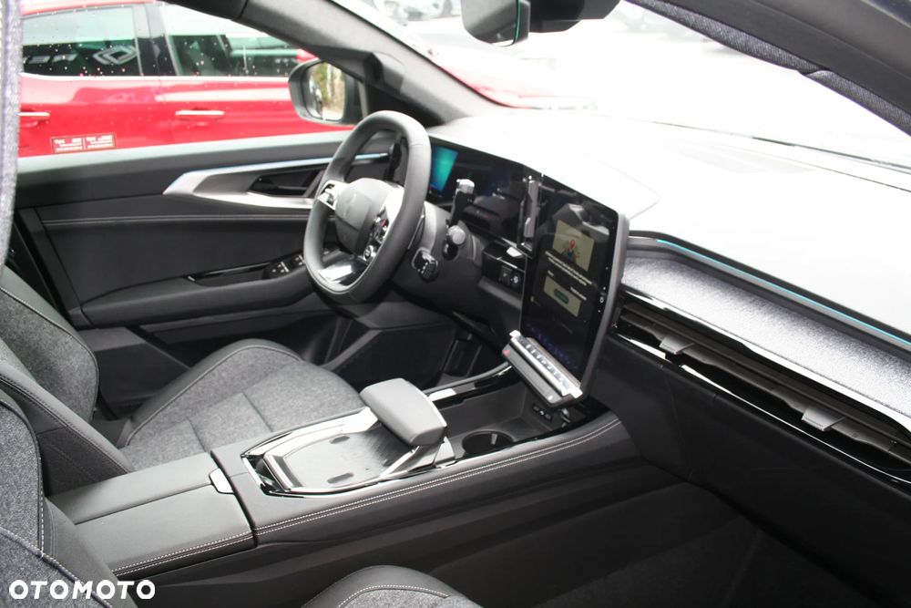 Renault Austral 1.3 TCe mHEV Techno - 9