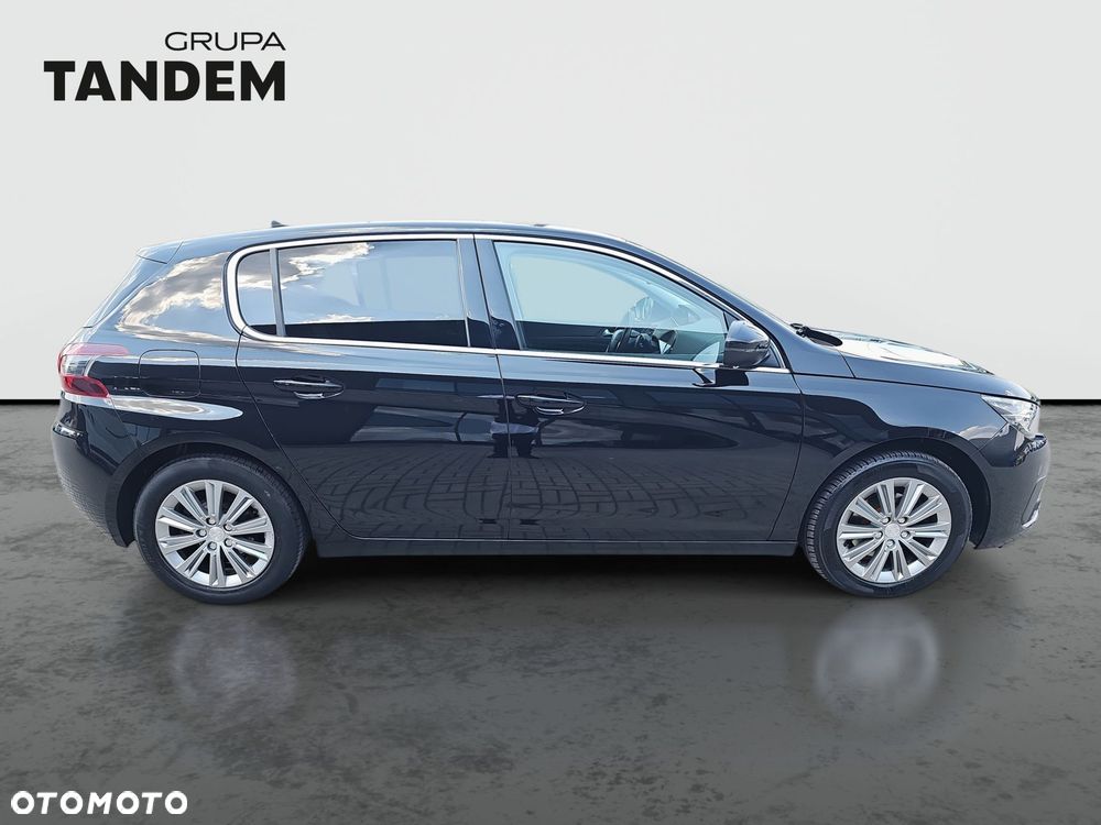 Peugeot 308 - 4