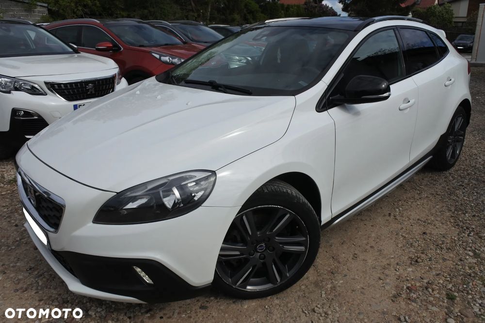 Volvo V40 Cross Country D3 Geartronic Summum - 1