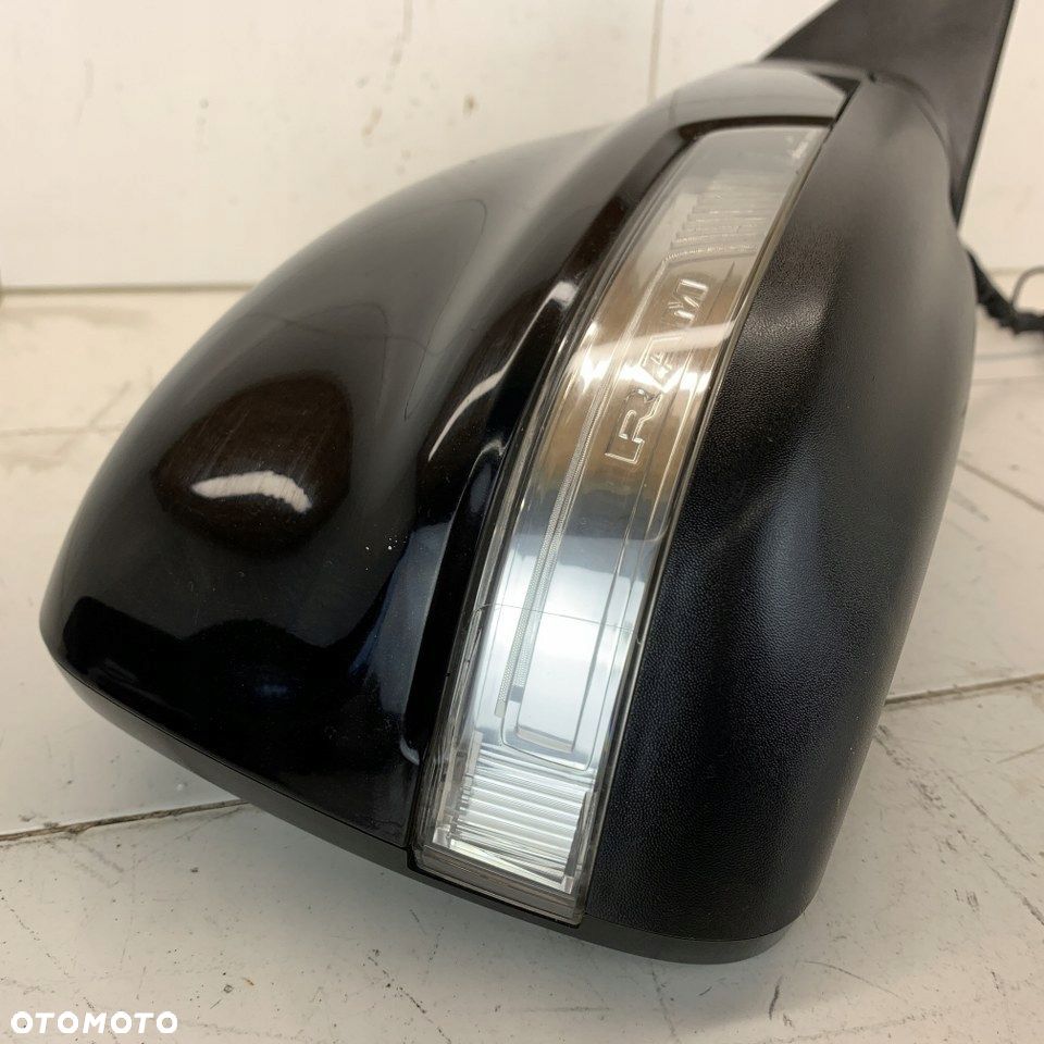 Lusterko prawe kpl 98 17-pin kamera asystent DODGE RAM V 1500 LIMITED 22r - 10