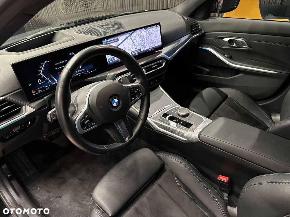 BMW Seria 3 318i M Sport - 4