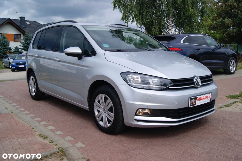 Volkswagen Touran 2.0 TDI SCR DSG Comfortline - 2