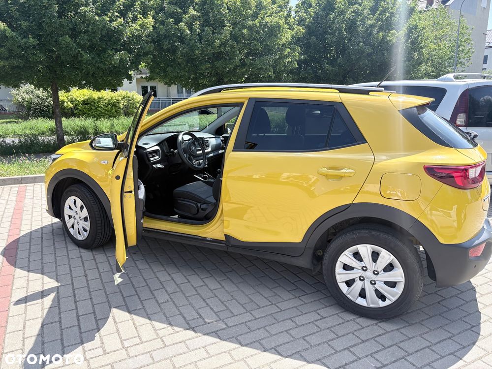 Kia Stonic 1.2 L - 11