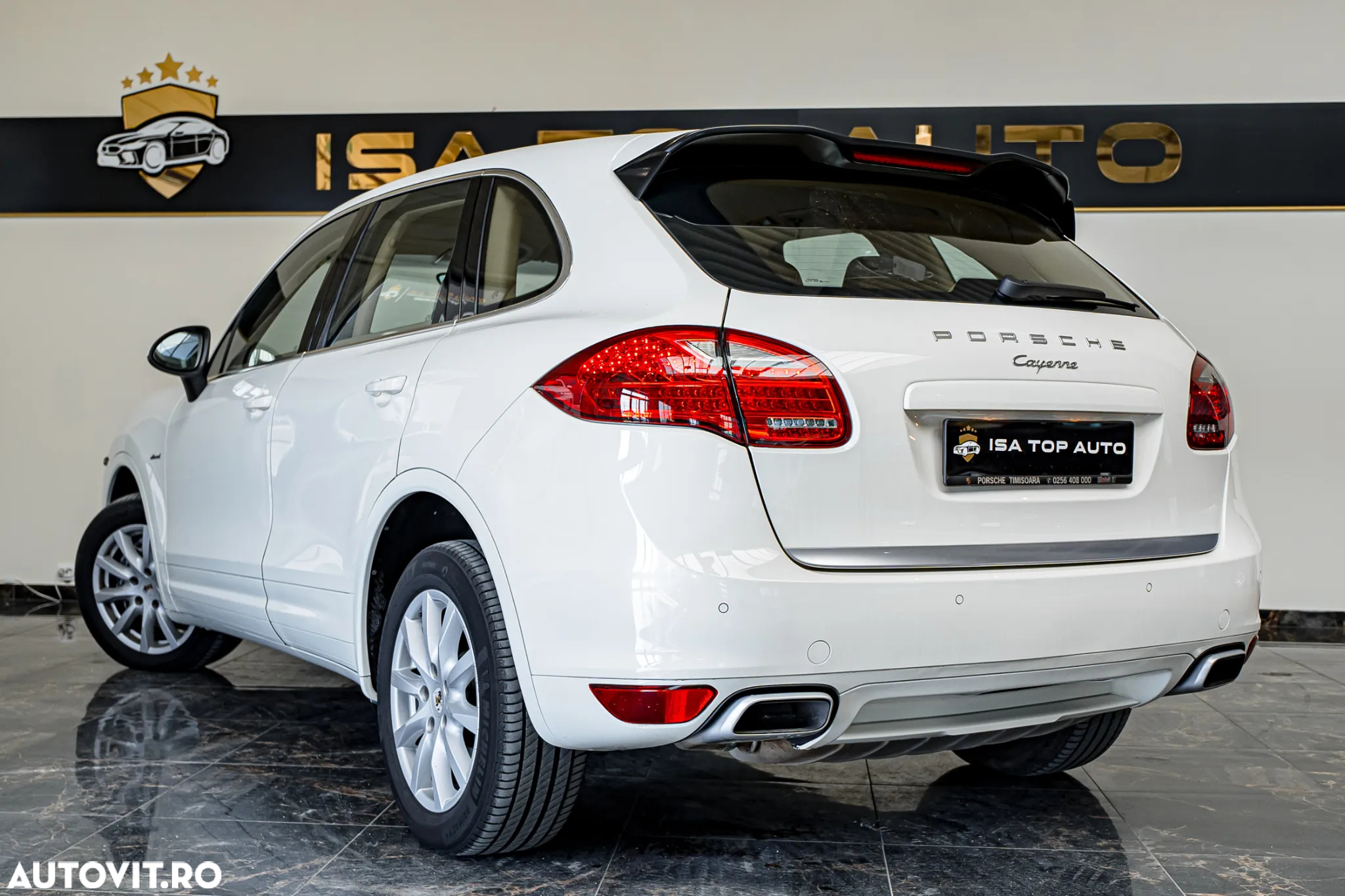 Porsche Cayenne 3.0 L V6 - 3
