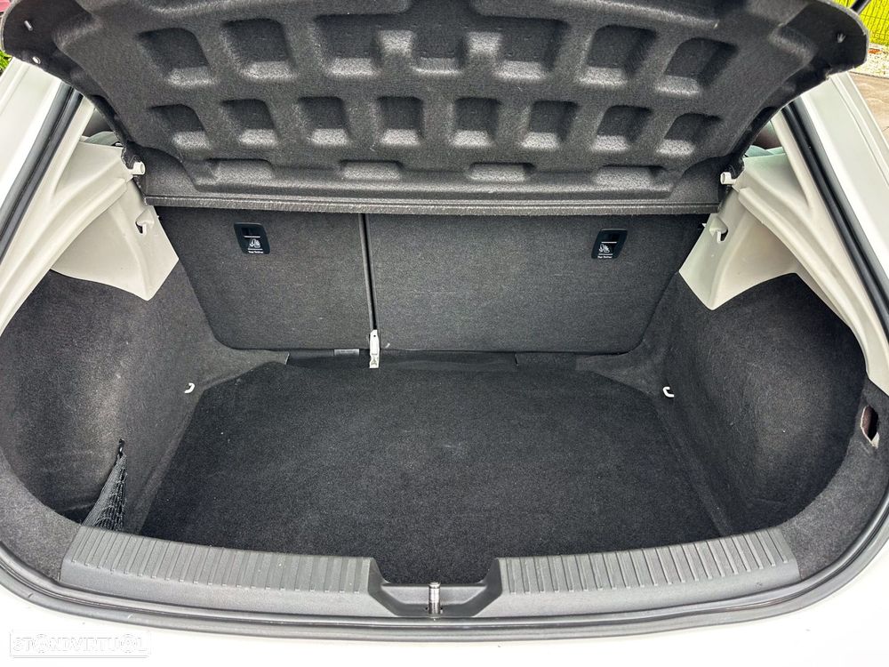 SEAT Leon SC 1.6 TDI Style Ecomotive - 11