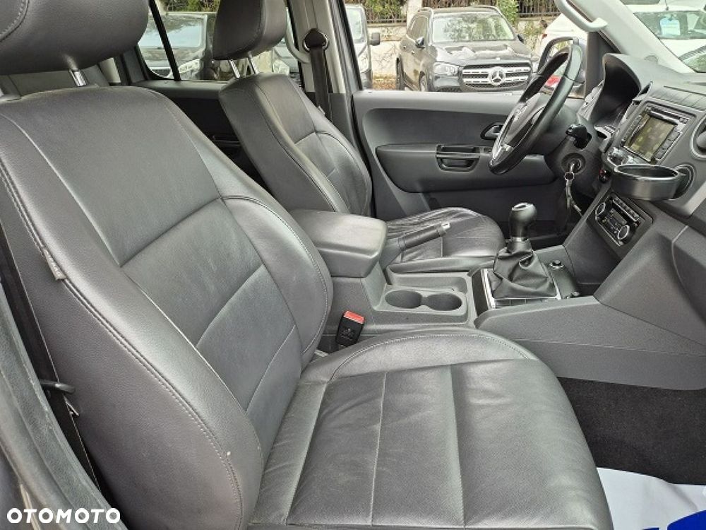 Volkswagen Amarok - 16