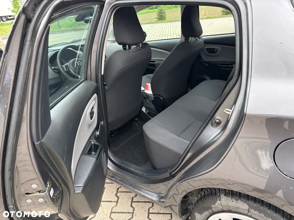 Toyota Yaris 1.0 Premium - 14
