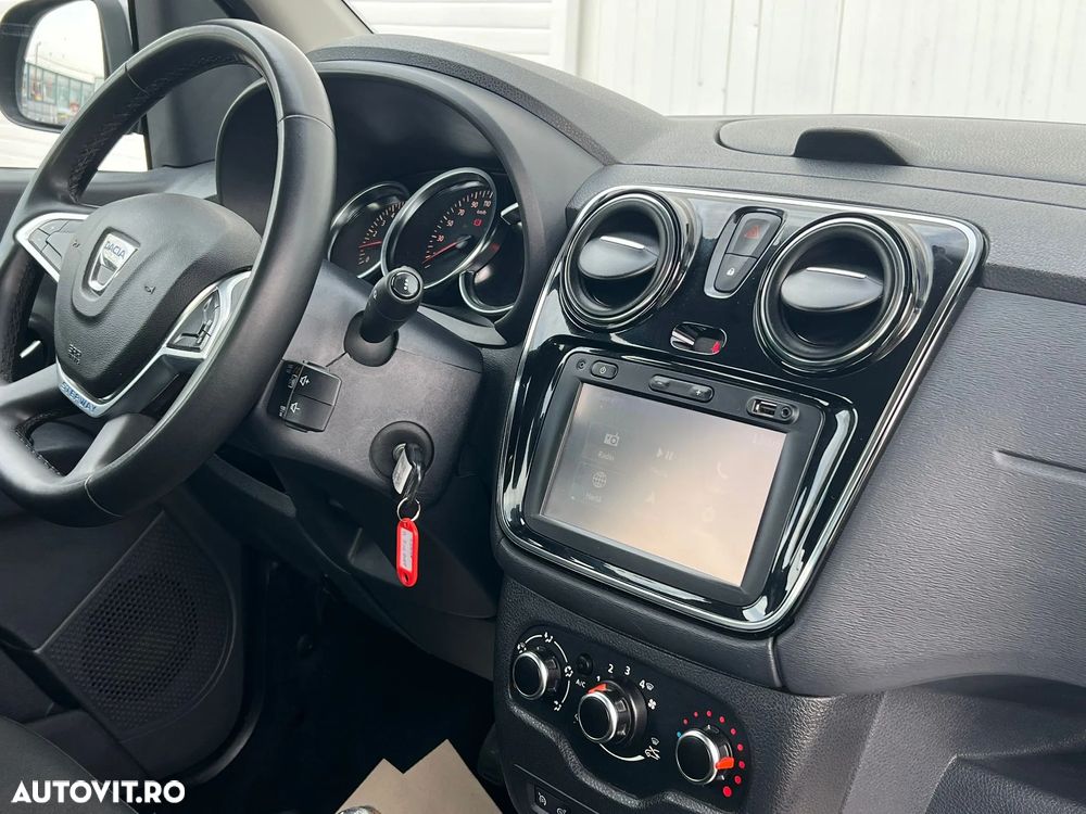Dacia Lodgy 1.5 dCi 90 CP Stepway - 12