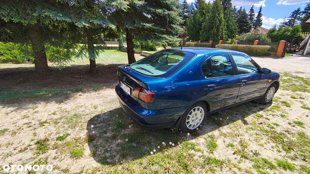 Nissan Primera - 6