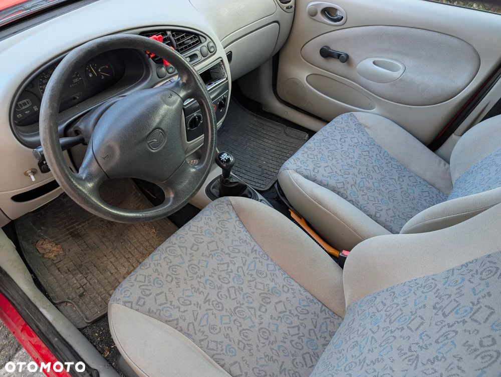 Mazda 121 1.3 Comfort - 14