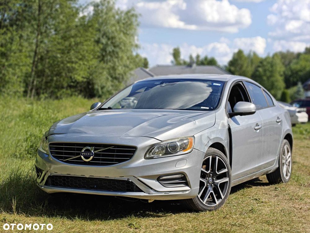 Volvo S60 - 3