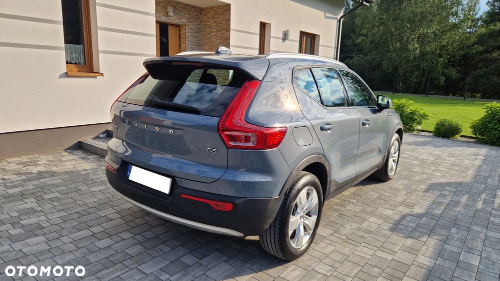 Volvo XC 40 T3 Momentum - 6