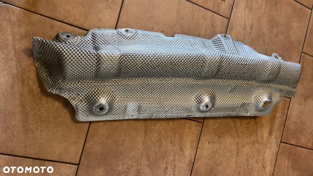 BMW F30 F32 F36 OSŁONA TERMICZNA WYDECHU 7321619 - 2
