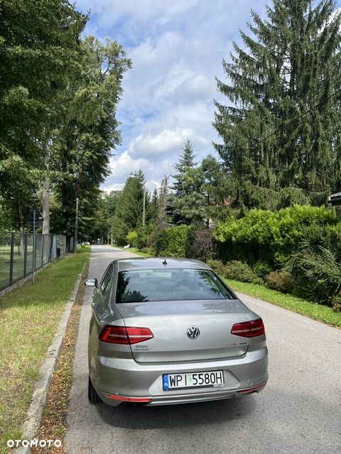 Volkswagen Passat 2.0 TDI BMT 4Mot Highline DSG - 19