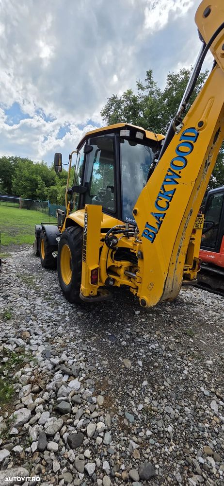 JCB 3CX - 9