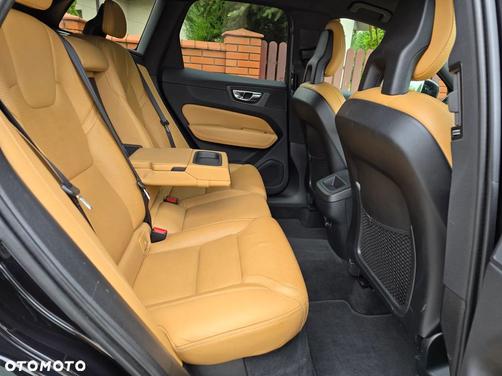 Volvo XC 60 D4 SCR AWD Inscription - 23