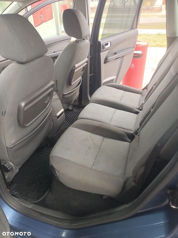 Ford Focus C-Max - 8
