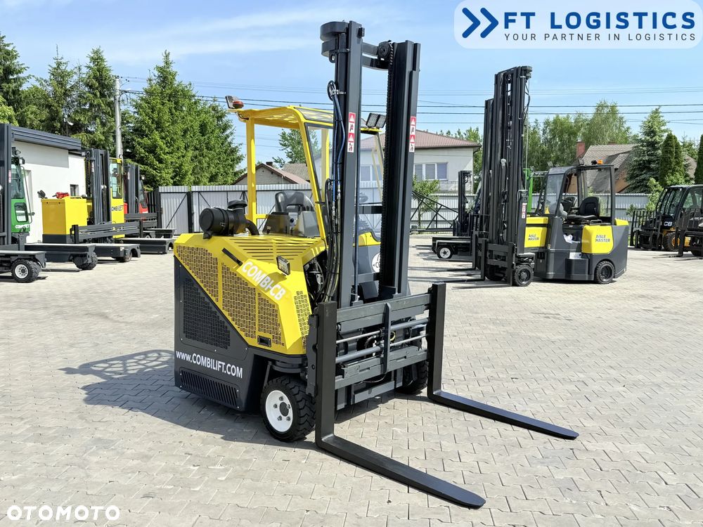 Combilift WÓZEK CZTEROKIERUNKOWY - WIELOKIERUNKOWY | COMBILIFT CB3000 | GAS | DUPLEX 4000MM | POZYCJONER WIDEŁ | PRZESUW WIDEŁ | NOWE OPONY | PO SERWISIE | STAN IDEALNY | Szeroka oferta wózków czterokierunkowych i bocznych, dopasowanych do różnorodnych potrzeb i zastosowań - 2