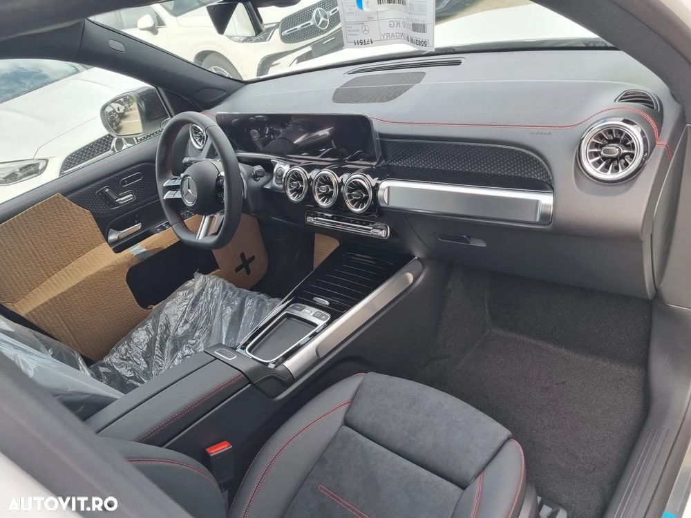 Mercedes-Benz EQB 250+ AMG Line - 31