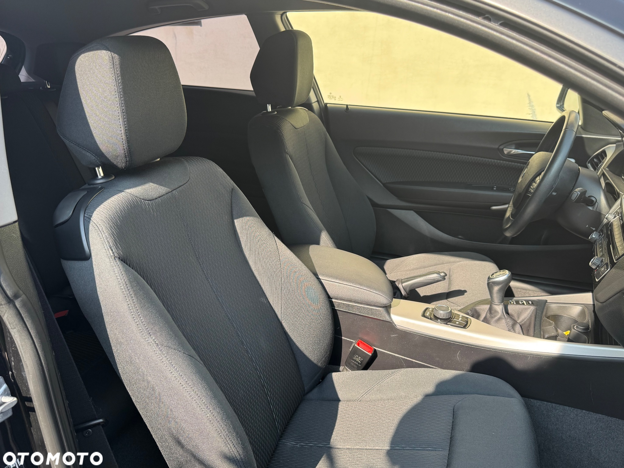 BMW Seria 1 118i - 22