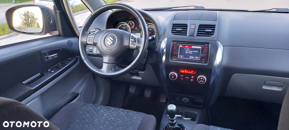 Suzuki SX4 2.0 DDiS 4x4 Style - 33