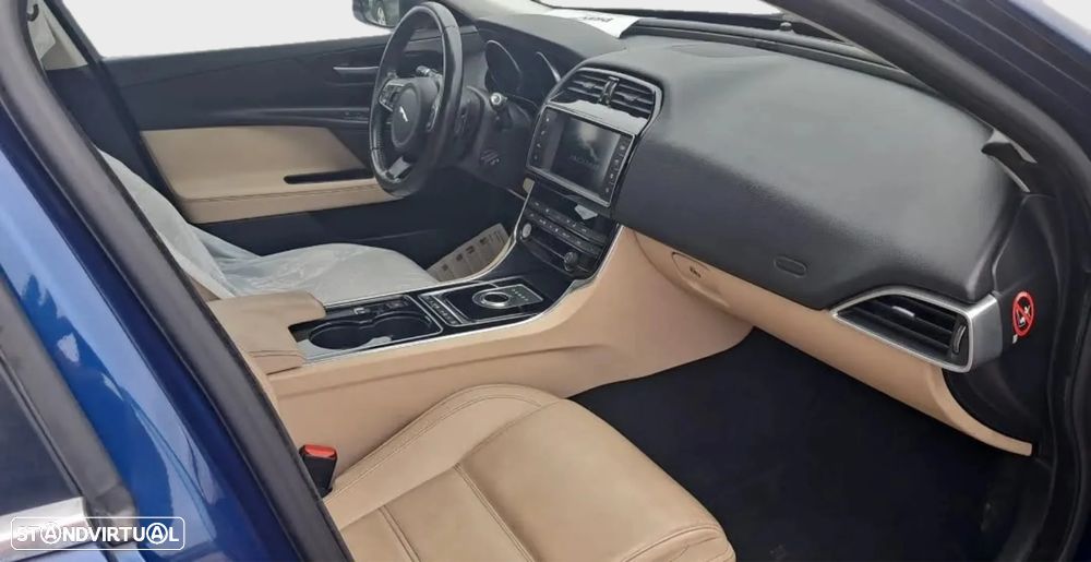 Jaguar XE E-Performance Aut. R-Sport - 5