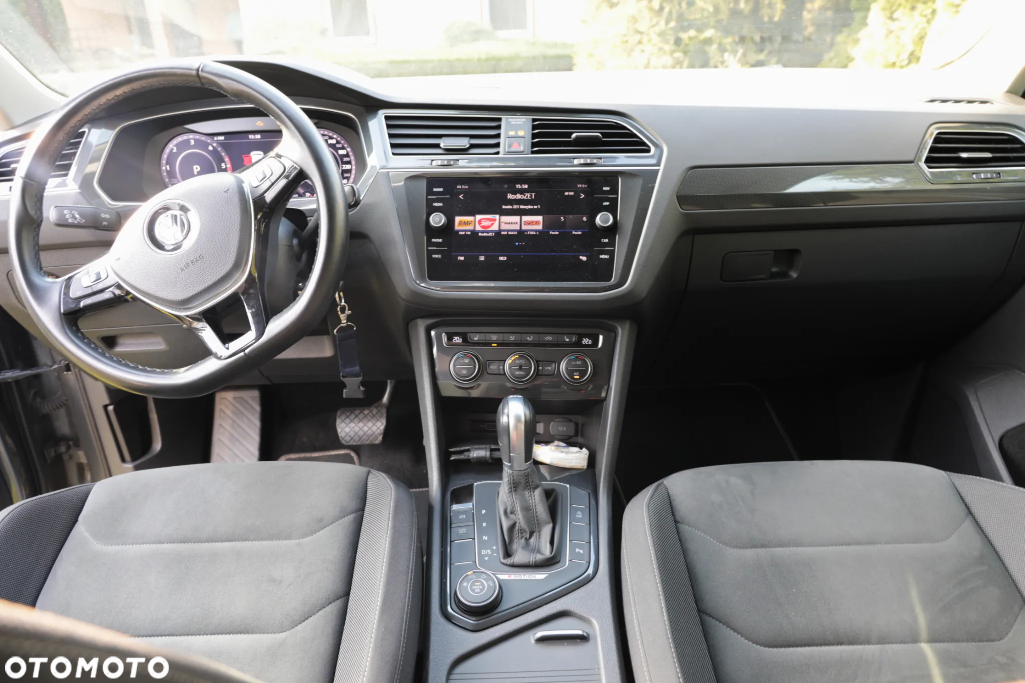 Volkswagen Tiguan 2.0 TDI SCR 4MOTION DSG R-Line - 11