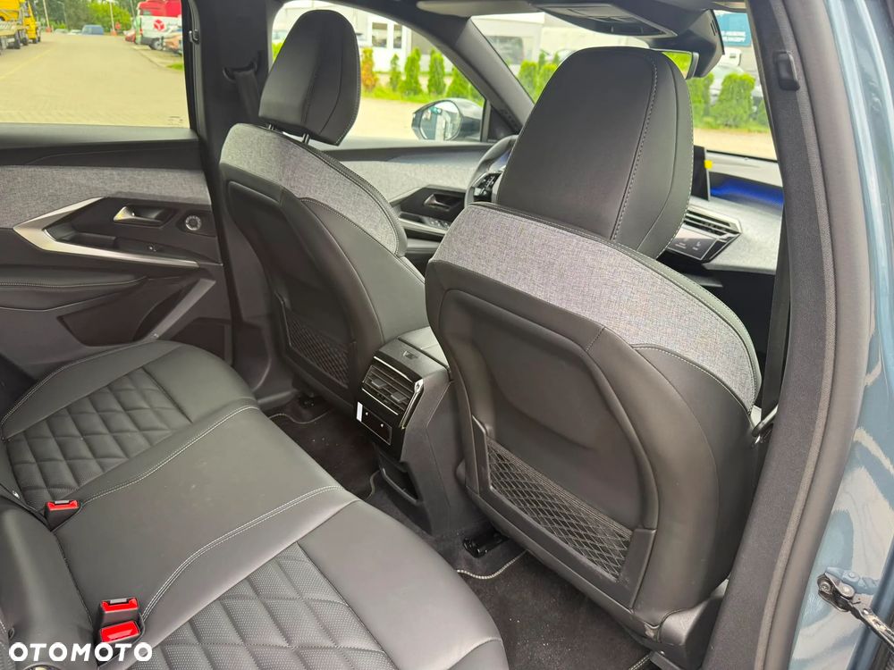 Peugeot 3008 1.2 PureTech mHEV GT Exclusive e-DCS6 - 16